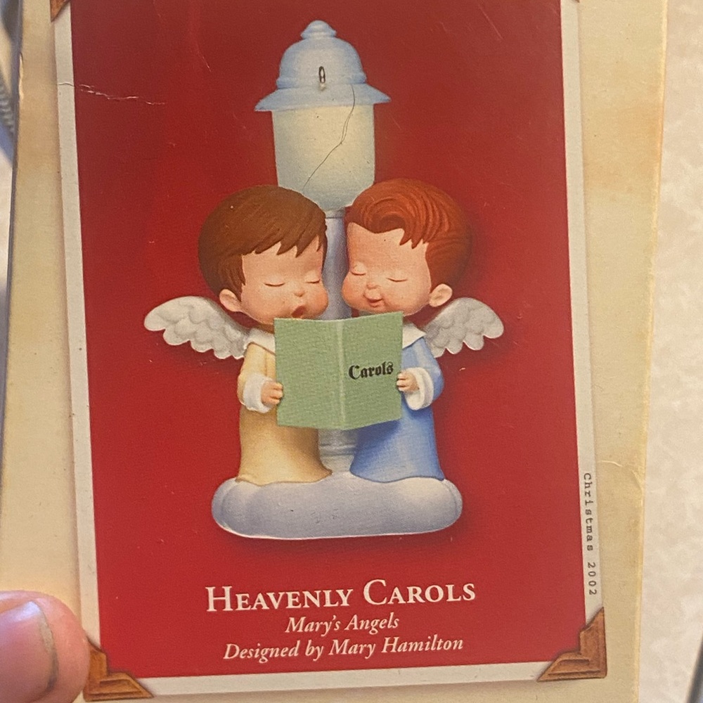 Heavenly carols hallmark keepsake ornament 2002